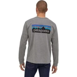 Patagonia L/S P-6 Logo Responsibili-Tee - Men's (38518) 8 Patagonia L/S P-6 Logo Responsibili-Tee - Men's (38518) -Men Skiing Store fw22 wbf20 38518 glh kt2