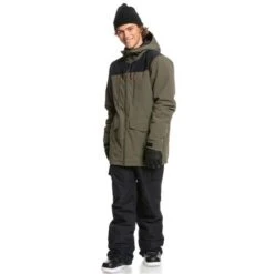Quiksilver Fairbanks Jacket - Men's -Men Skiing Store fw23 quiksilver mensfairbanksjacket grapeleaf 3