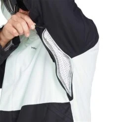 Volcom Iconic Stone Ins Jacket - Men's -Men Skiing Store fw23 volcom mensiconicstoneinsulatedjacket icegreen 4